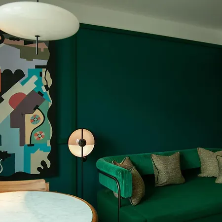 Le Ballu Hotel